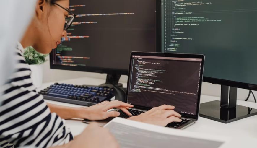 阿克苏小程序开发公司：开源Python库与互操作性标准在开发中的关键作用